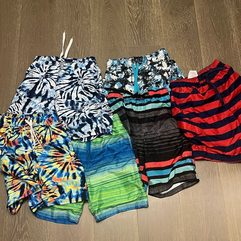 Bundle of 7 boys bathing suits including Wes and Willy brand - mostly never worn